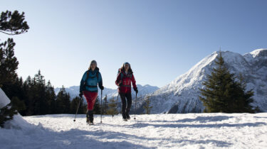 Winter Hiking in the Gaistal valley, close to Wettersteinhütte