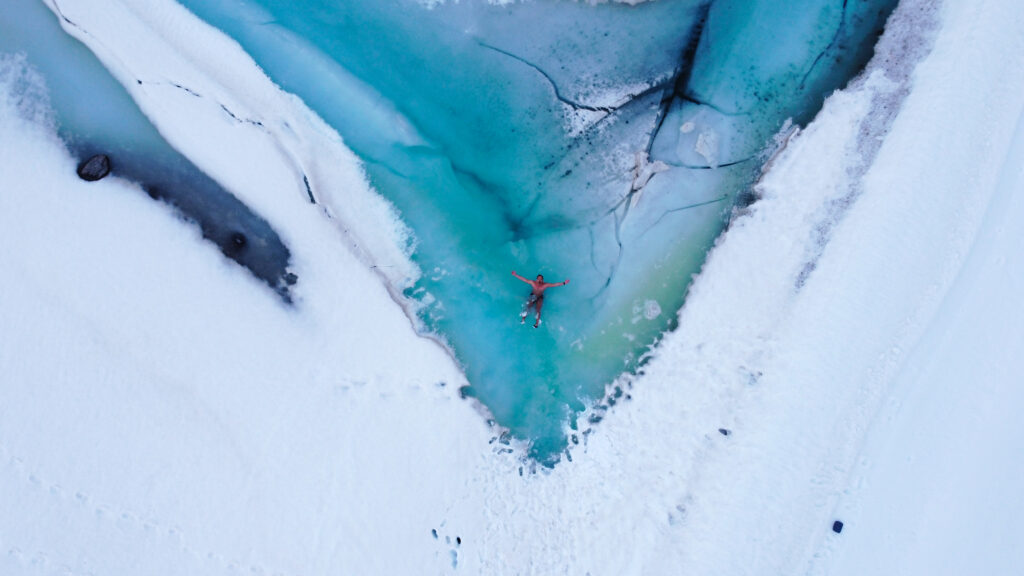 Eisbaden am Kaunertaler Gletscher
