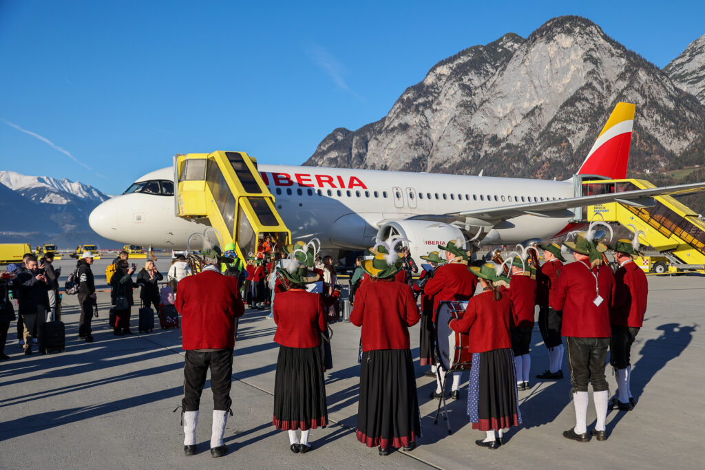 Erstlandung Iberia aus Madrid in Innsbruck am 1. Dezember 2024