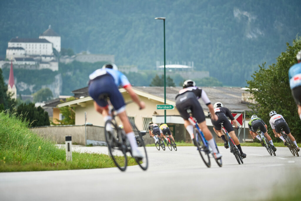 Radrennfahrer in Kufstein beim Kufsteinerland Radmarathon