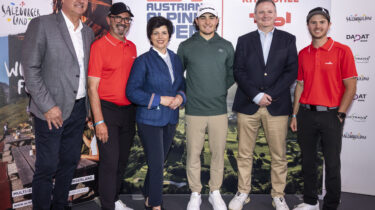 v.l. Edwin Weindorfer (CEO von Golf Enterprises und Veranstalter der Austrian Alpine Open), Guide Hinterseer (Golfplatz-Manager des Golfplatz Kitzbühel-Schwarzsee-Reith), Karin Seiler (Geschäftsführerin der Tirol Werbung), Maximilian Steinlechner (Tiroler Profi-Golfer), Ben Cowen (CEO der DP World Tour), Andreas Dagn (Vorstand Kitzbühel Tourismus)