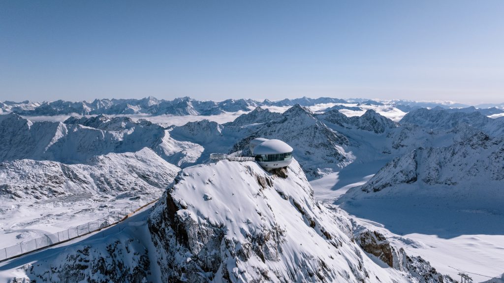 Café 3440 - Österreichs höchstes Kaffeehaus am Pitztaler Gletscher