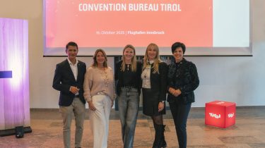 TW-Marketingleiter Patricio Hetfleisch, ehemalige CBT-Leiterin Veronika Schumann, TW-Bereichsleiterin Julia Steiner, Head of Convention Bureau Tirol Theresa Müssiggang und TW-Geschäftsführerin Karin Seiler (v.l.)