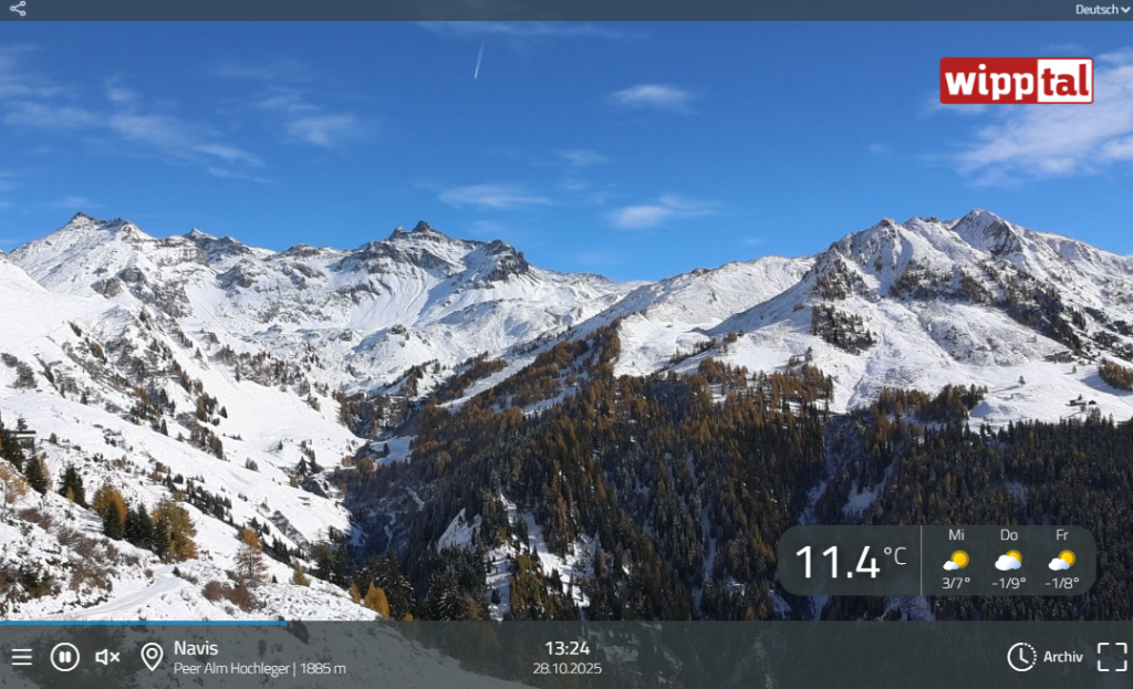 Die Webcam am Peer Alm Hochleger auf 1.885 m liefert beeindruckende Live-Bilder und zeigt das Navistal von seiner schönsten Seite.