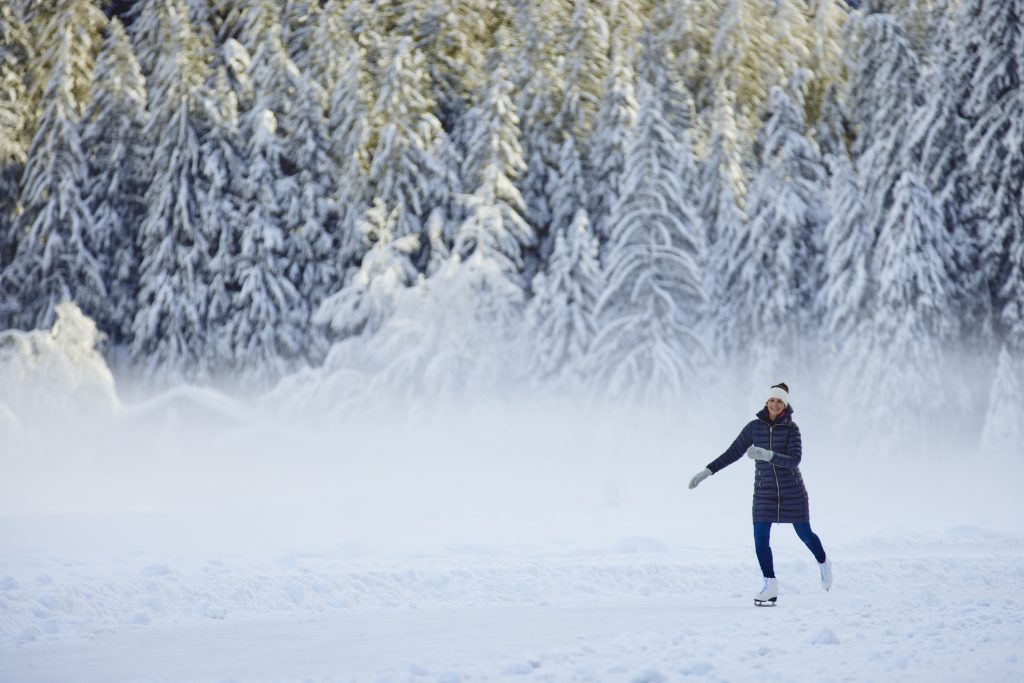 Eislaufen am zugefrorenen Piburger See