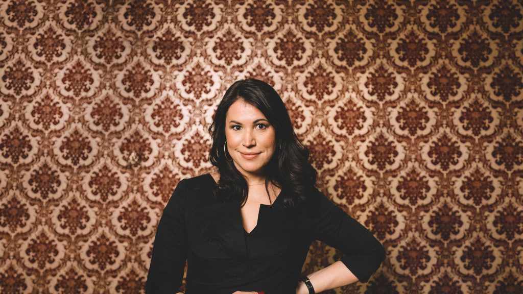 Vea Kaiser eröffnet die 15. Auflage des Literaturfestivals am 7. Mai im Entners am See mit ihrem Roman "Fabula Rasa oder die Königin des Grandhotels".