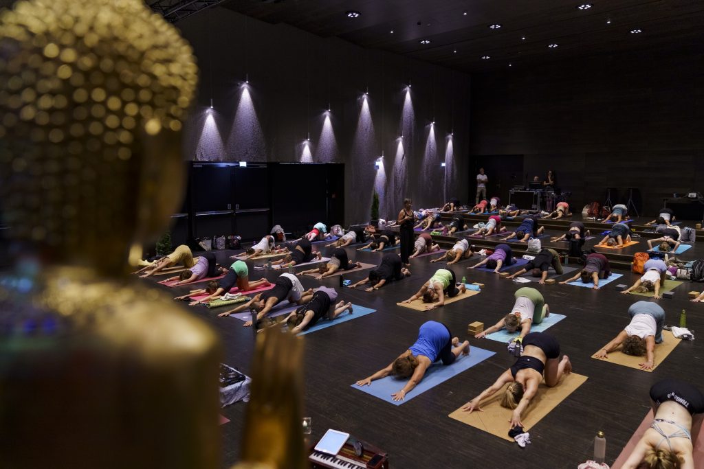 Yoga-Festival in Tirol, Kufsteinerland, Yogis im Kultur Quartier Kufstein