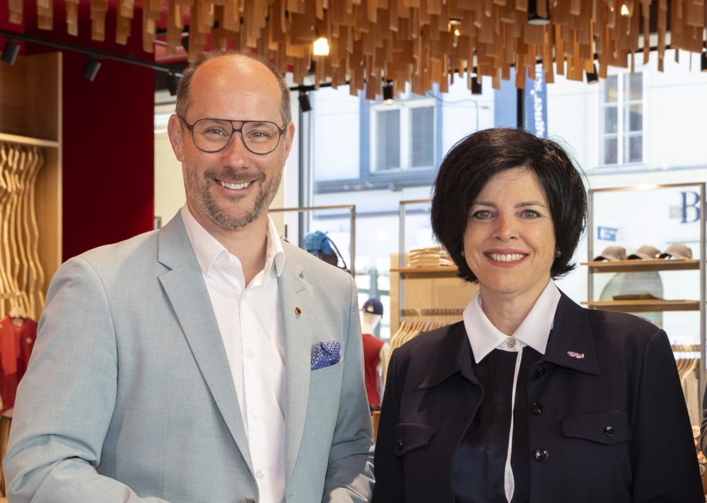 Tourismuslandesrat Mario Gerber und Tirol Werbung-Geschäftsführerin Karin Seiler