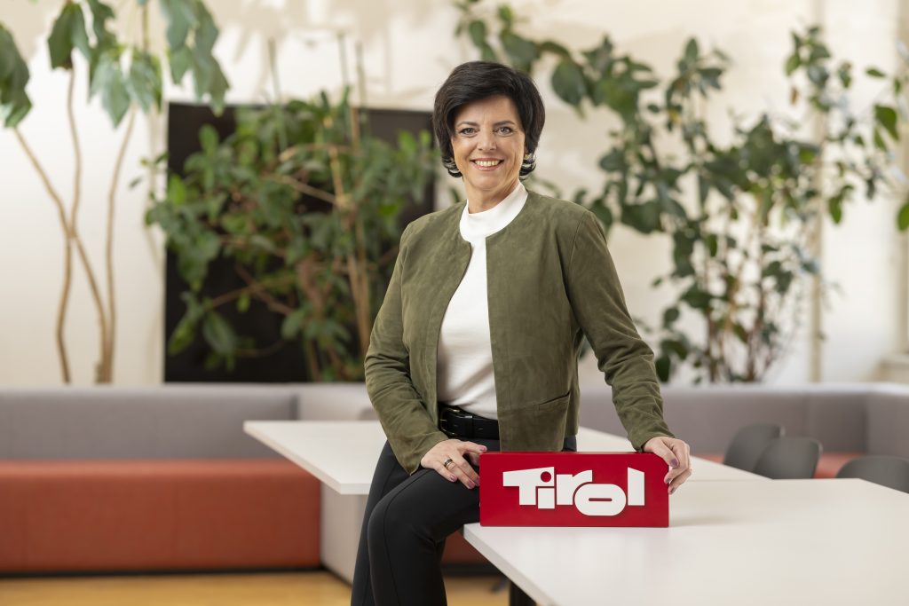 Die Tirol Werbung mit Geschäftsführerin Karin Seiler wurde als Leading Employer ausgezeichnet. 