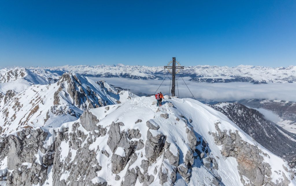 Abgelegene Seitentäler, weite Landschaften und Orte, die nicht auf möglichst hohe Besucherdichte ausgelegt sind, machen die österreichische Ferienregion Osttirol aus.