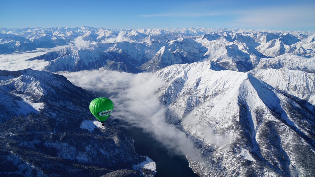 Eine winterliche Ballonfahrt am Achensee